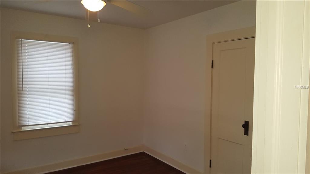 218 PALMETTO STREET, AUBURNDALE, Florida 33823, 3 Bedrooms Bedrooms, 6 Rooms Rooms,1 BathroomBathrooms,Residential,For sale,PALMETTO STREET,S4856987