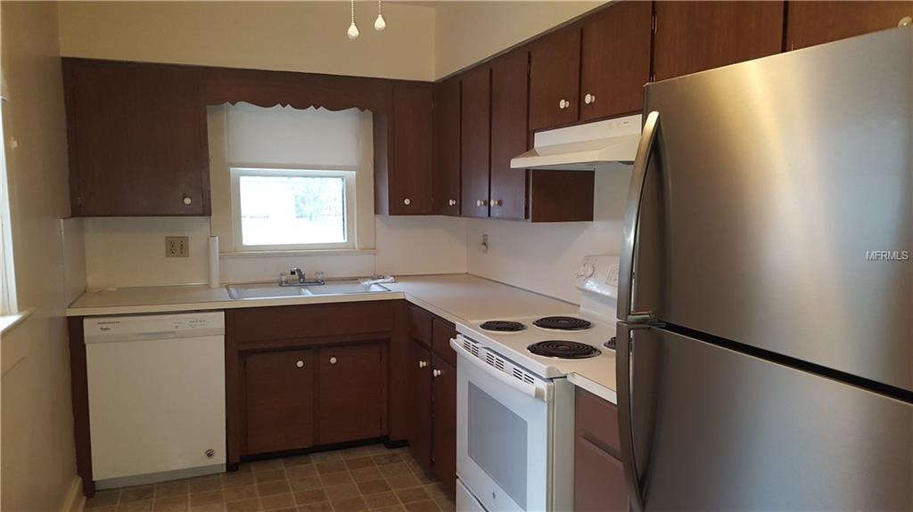 218 PALMETTO STREET, AUBURNDALE, Florida 33823, 3 Bedrooms Bedrooms, 6 Rooms Rooms,1 BathroomBathrooms,Residential,For sale,PALMETTO STREET,S4856987