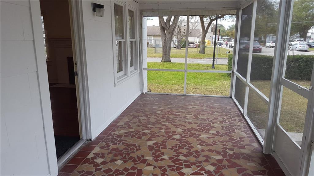 218 PALMETTO STREET, AUBURNDALE, Florida 33823, 3 Bedrooms Bedrooms, 6 Rooms Rooms,1 BathroomBathrooms,Residential,For sale,PALMETTO STREET,S4856987