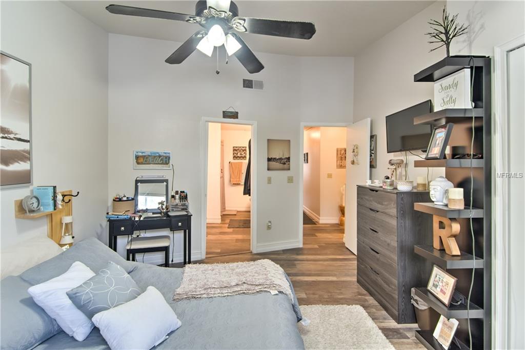 7214 E BANK DRIVE, TAMPA, Florida 33617, 2 Bedrooms Bedrooms, 4 Rooms Rooms,2 BathroomsBathrooms,Residential,For sale,BANK,U7847481