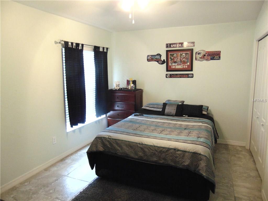 3773 LAKEWOOD BOULEVARD, NORTH PORT, Florida 34287, 3 Bedrooms Bedrooms, 8 Rooms Rooms,2 BathroomsBathrooms,Residential,For sale,LAKEWOOD,N5916421