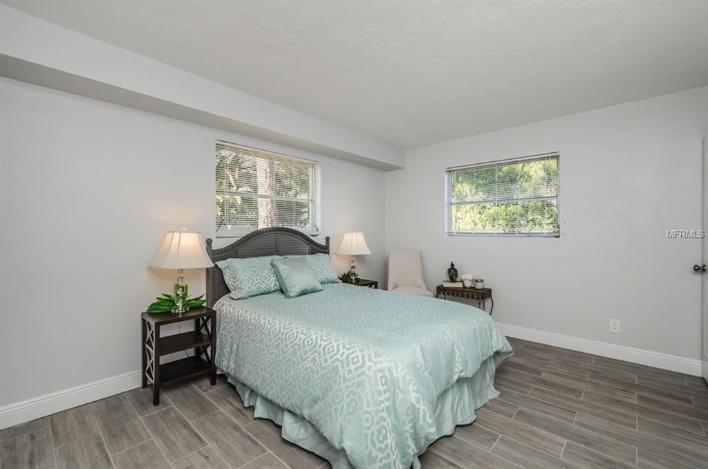 2720 DANIEL STREET, CLEARWATER, Florida 33761, 3 Bedrooms Bedrooms, 6 Rooms Rooms,2 BathroomsBathrooms,Residential,For sale,DANIEL,U7838023