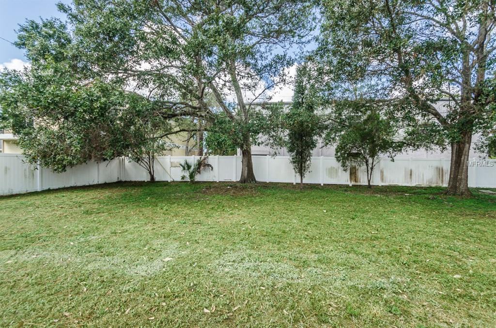 2720 DANIEL STREET, CLEARWATER, Florida 33761, 3 Bedrooms Bedrooms, 6 Rooms Rooms,2 BathroomsBathrooms,Residential,For sale,DANIEL,U7838023