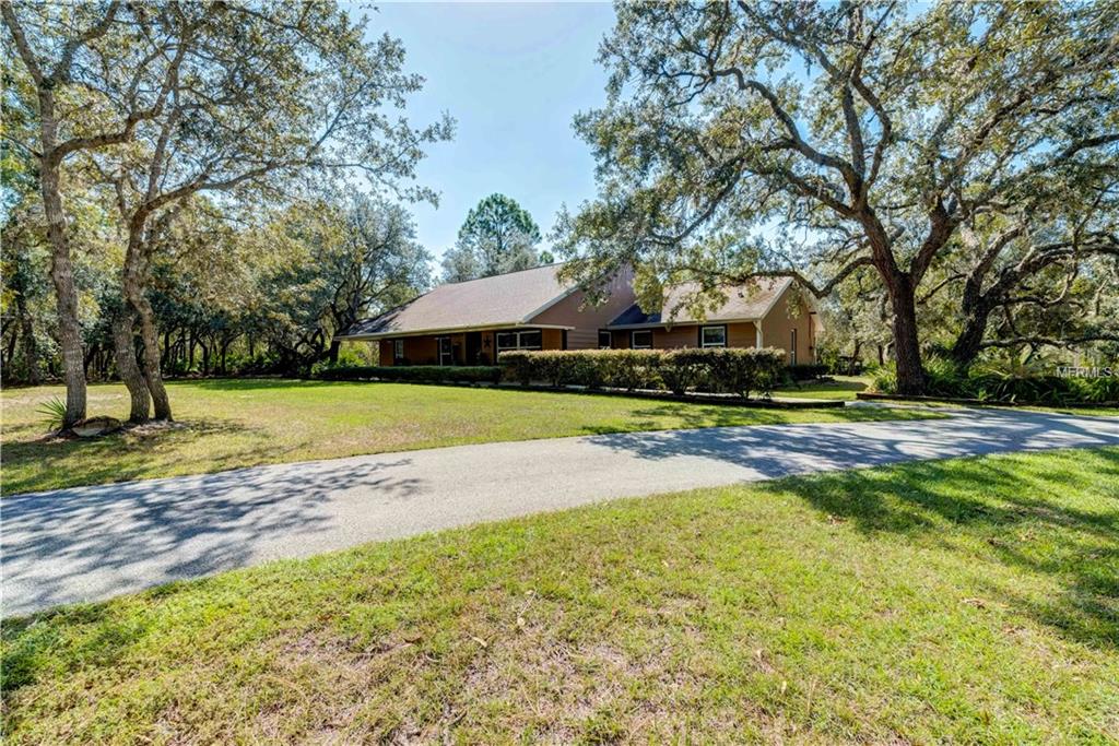 3470 W WARBLER STREET, LECANTO, Florida 34461, 4 Bedrooms Bedrooms, 8 Rooms Rooms,2 BathroomsBathrooms,Residential,For sale,WARBLER,T2915254