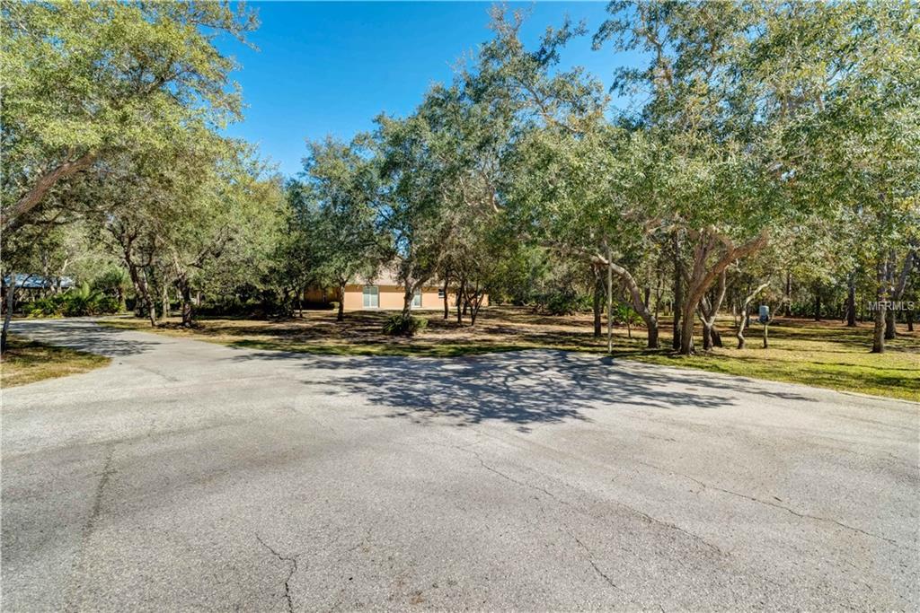 3470 W WARBLER STREET, LECANTO, Florida 34461, 4 Bedrooms Bedrooms, 8 Rooms Rooms,2 BathroomsBathrooms,Residential,For sale,WARBLER,T2915254