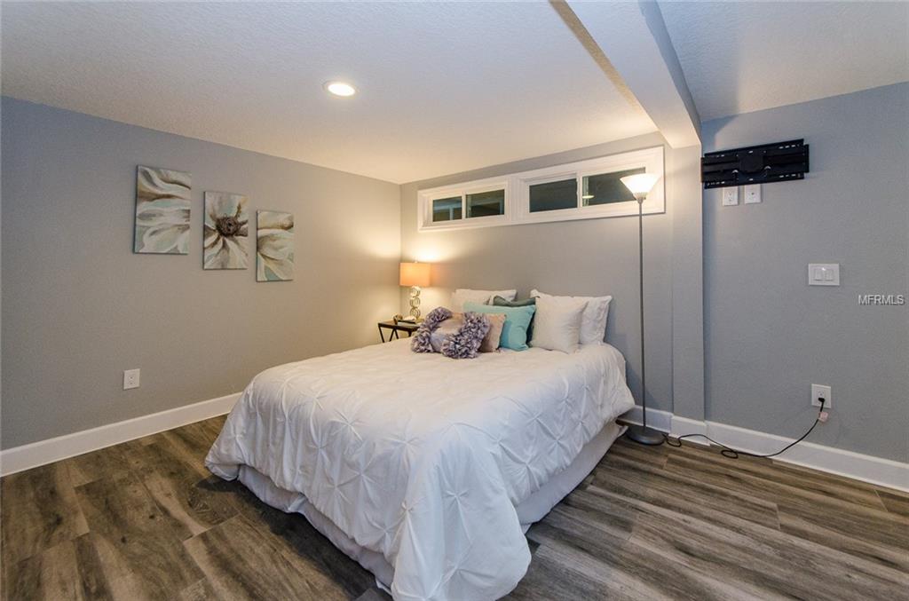 2000 GULF BOULEVARD, INDIAN ROCKS BEACH, Florida 33785, 2 Bedrooms Bedrooms, 5 Rooms Rooms,1 BathroomBathrooms,Residential,For sale,GULF,U7842787