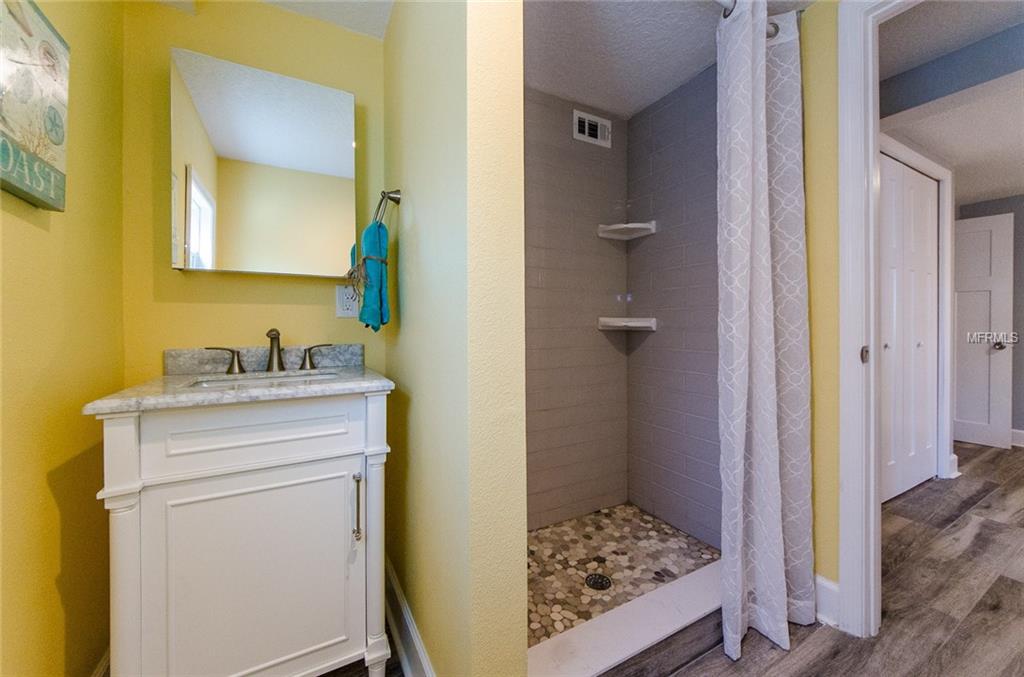 2000 GULF BOULEVARD, INDIAN ROCKS BEACH, Florida 33785, 2 Bedrooms Bedrooms, 5 Rooms Rooms,1 BathroomBathrooms,Residential,For sale,GULF,U7842787