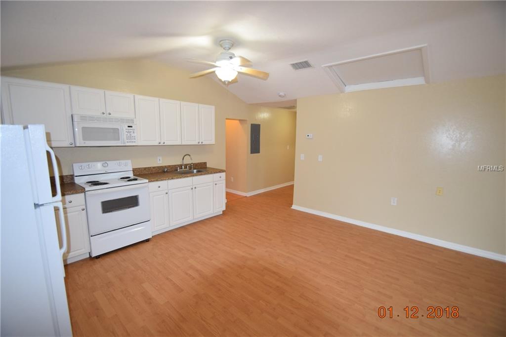 106 GROVE STREET, BRANDON, Florida 33510, 3 Bedrooms Bedrooms, 3 Rooms Rooms,2 BathroomsBathrooms,Residential,For sale,GROVE,T2925053