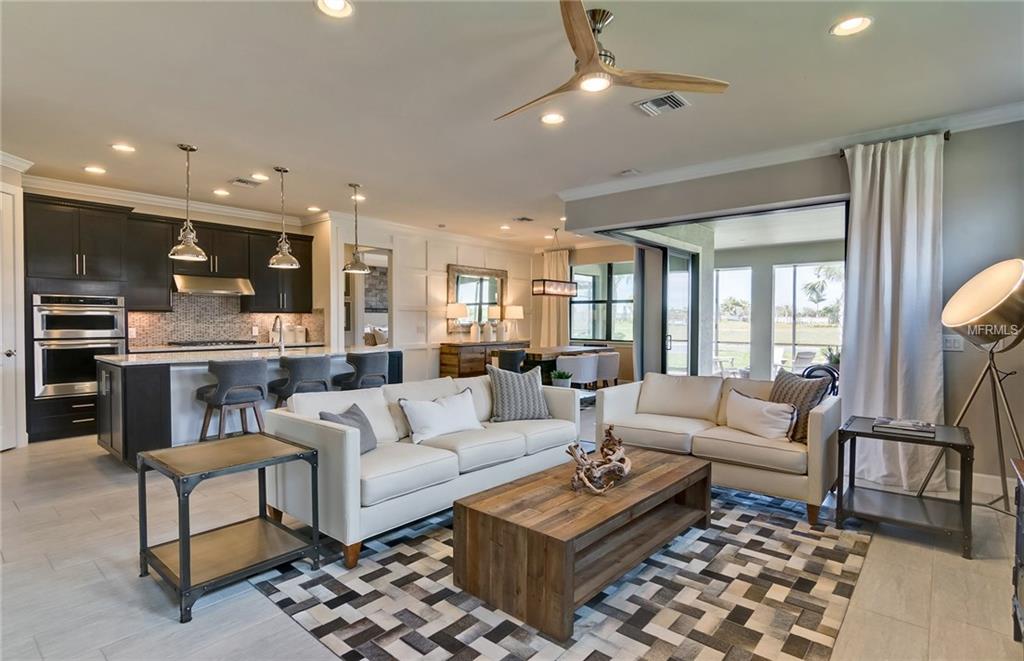 11806 MALLORY PARK AVENUE DRIVE, LAKEWOOD RANCH, Florida 34211, 5 Bedrooms Bedrooms, 3 Rooms Rooms,4 BathroomsBathrooms,Residential,For sale,MALLORY PARK AVENUE,T2927597