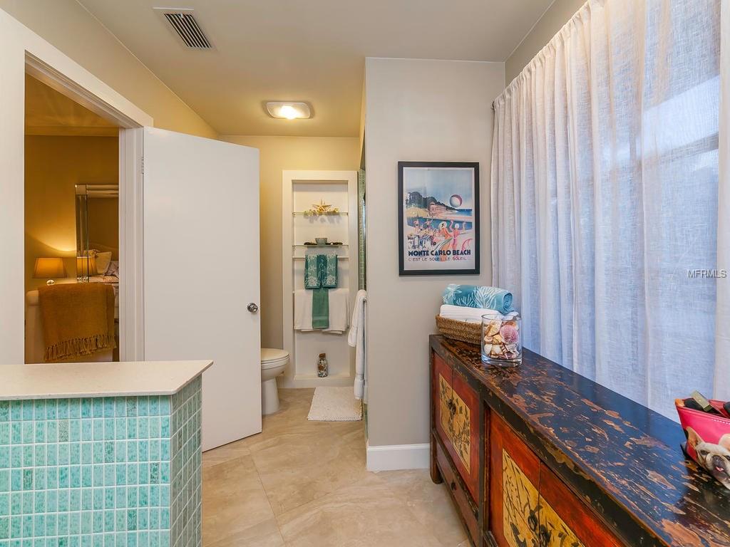 475 PARTRIDGE CIRCLE, SARASOTA, Florida 34236, 3 Bedrooms Bedrooms, 7 Rooms Rooms,2 BathroomsBathrooms,Residential,For sale,PARTRIDGE,A4209902