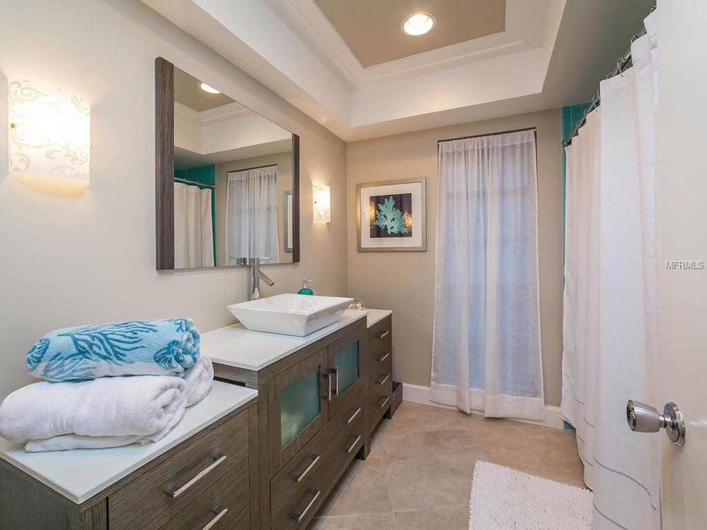 475 PARTRIDGE CIRCLE, SARASOTA, Florida 34236, 3 Bedrooms Bedrooms, 7 Rooms Rooms,2 BathroomsBathrooms,Residential,For sale,PARTRIDGE,A4209902