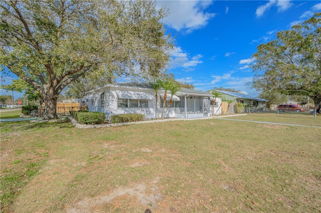 5195 47TH AVENUE N, ST PETERSBURG, Florida 33709, 3 Bedrooms Bedrooms, 5 Rooms Rooms,2 BathroomsBathrooms,Residential,For sale,47TH,U7847623