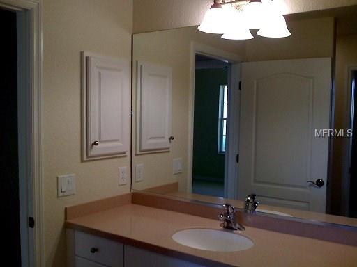 900 SAN LINO CIRCLE, VENICE, Florida 34292, 2 Bedrooms Bedrooms, 8 Rooms Rooms,2 BathroomsBathrooms,Residential,For sale,SAN LINO,N5911663