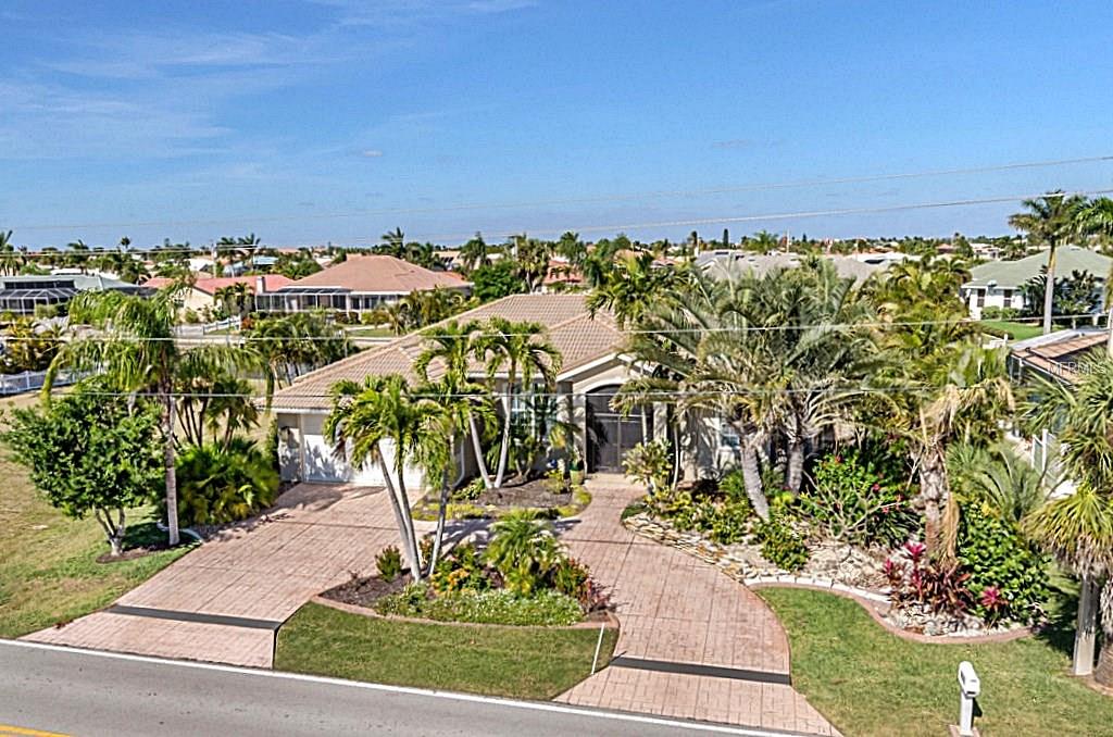 2030 AQUI ESTA DRIVE, PUNTA GORDA, Florida 33950, 3 Bedrooms Bedrooms, 9 Rooms Rooms,2 BathroomsBathrooms,Residential,For sale,AQUI ESTA,C7242828