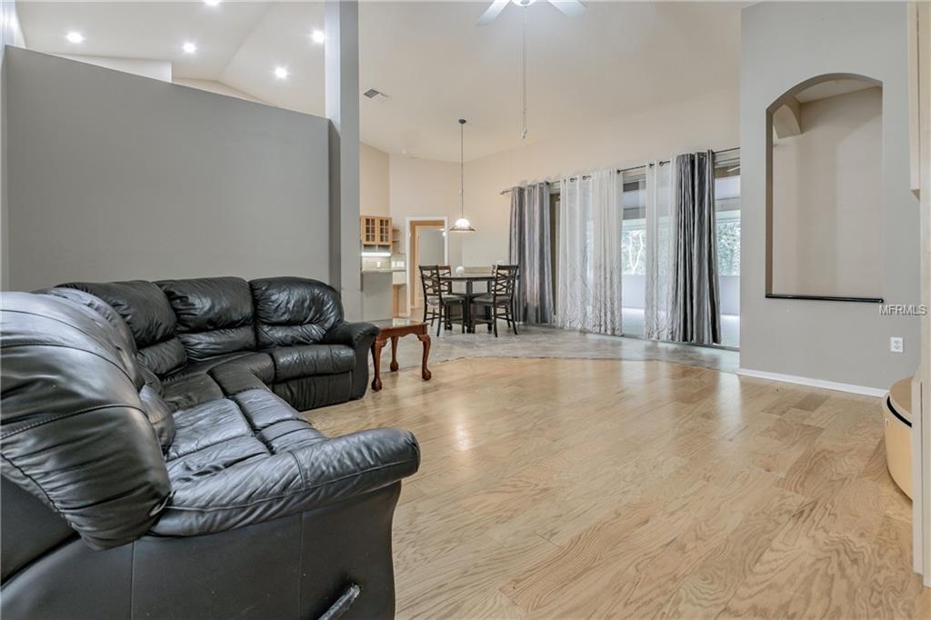 10217 TIMBERLAND POINT DRIVE, TAMPA, Florida 33647, 4 Bedrooms Bedrooms, 9 Rooms Rooms,3 BathroomsBathrooms,Residential,For sale,TIMBERLAND POINT,T2909964