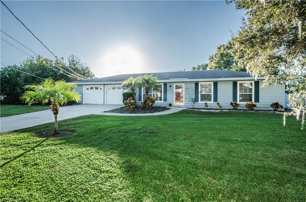156 LAKE SHORE DRIVE E, PALM HARBOR, Florida 34684, 3 Bedrooms Bedrooms, 4 Rooms Rooms,2 BathroomsBathrooms,Residential,For sale,LAKE SHORE,U7838028