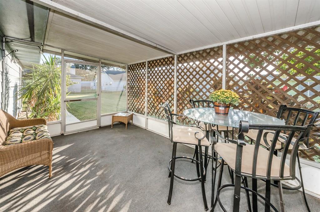 156 LAKE SHORE DRIVE E, PALM HARBOR, Florida 34684, 3 Bedrooms Bedrooms, 4 Rooms Rooms,2 BathroomsBathrooms,Residential,For sale,LAKE SHORE,U7838028