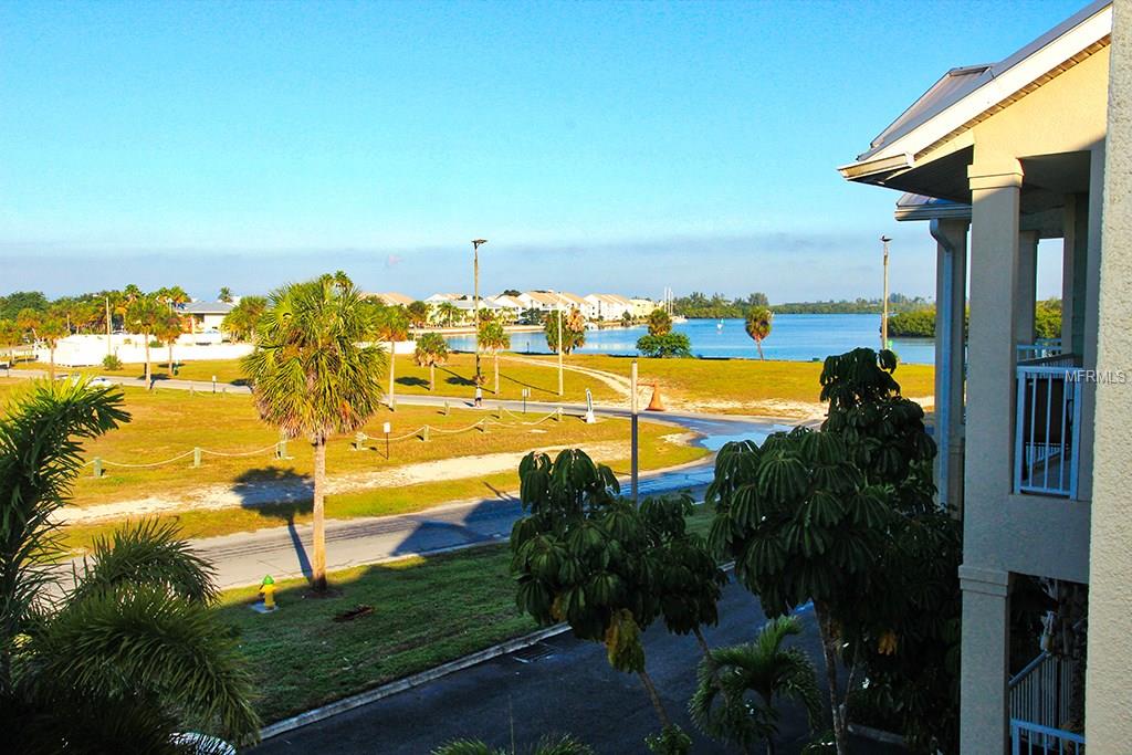 603 BAHIA BEACH BOULEVARD, RUSKIN, Florida 33570, 2 Bedrooms Bedrooms, 5 Rooms Rooms,1 BathroomBathrooms,Residential,For sale,BAHIA BEACH,A4202500