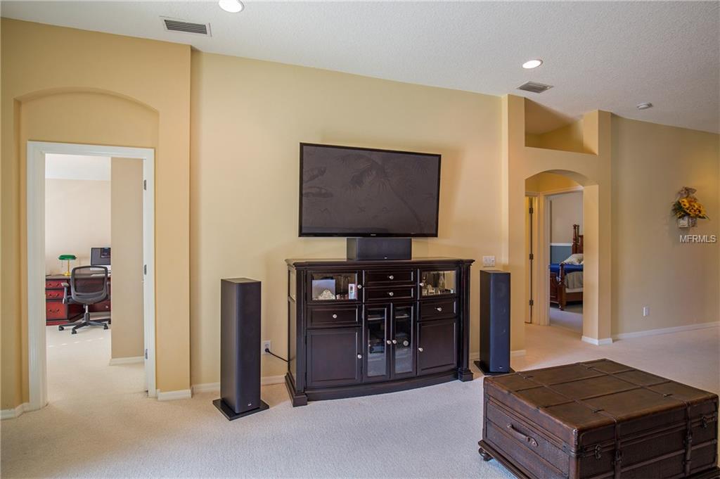 16604 FAIRBOLT WAY, ODESSA, Florida 33556, 4 Bedrooms Bedrooms, 9 Rooms Rooms,2 BathroomsBathrooms,Residential,For sale,FAIRBOLT,T2919132