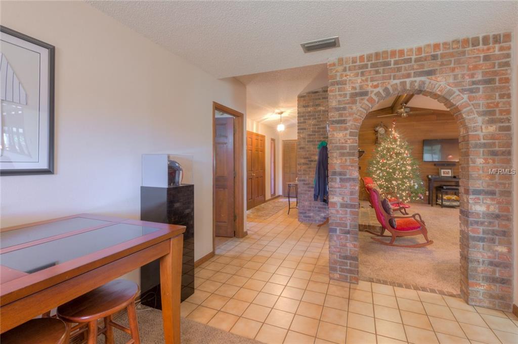 2119 E NEW YORK AVENUE, DELAND, Florida 32724, 3 Bedrooms Bedrooms, 5 Rooms Rooms,2 BathroomsBathrooms,Residential,For sale,NEW YORK,V4722273