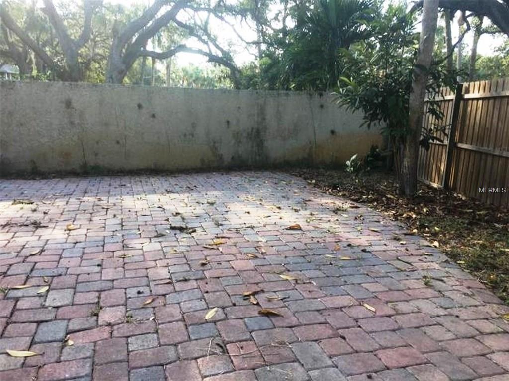 8265 26TH AVENUE N, ST PETERSBURG, Florida 33710, 4 Bedrooms Bedrooms, 3 Rooms Rooms,3 BathroomsBathrooms,Residential,For sale,26TH,U7843536