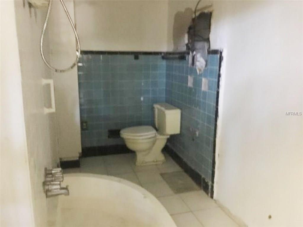 8265 26TH AVENUE N, ST PETERSBURG, Florida 33710, 4 Bedrooms Bedrooms, 3 Rooms Rooms,3 BathroomsBathrooms,Residential,For sale,26TH,U7843536