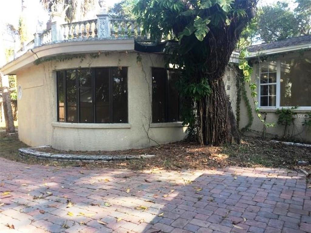 8265 26TH AVENUE N, ST PETERSBURG, Florida 33710, 4 Bedrooms Bedrooms, 3 Rooms Rooms,3 BathroomsBathrooms,Residential,For sale,26TH,U7843536