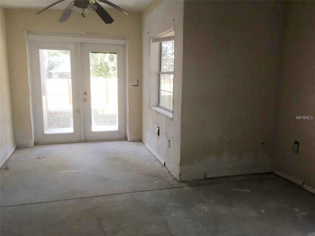 8265 26TH AVENUE N, ST PETERSBURG, Florida 33710, 4 Bedrooms Bedrooms, 3 Rooms Rooms,3 BathroomsBathrooms,Residential,For sale,26TH,U7843536