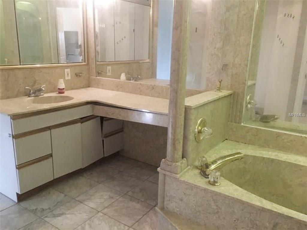 8265 26TH AVENUE N, ST PETERSBURG, Florida 33710, 4 Bedrooms Bedrooms, 3 Rooms Rooms,3 BathroomsBathrooms,Residential,For sale,26TH,U7843536