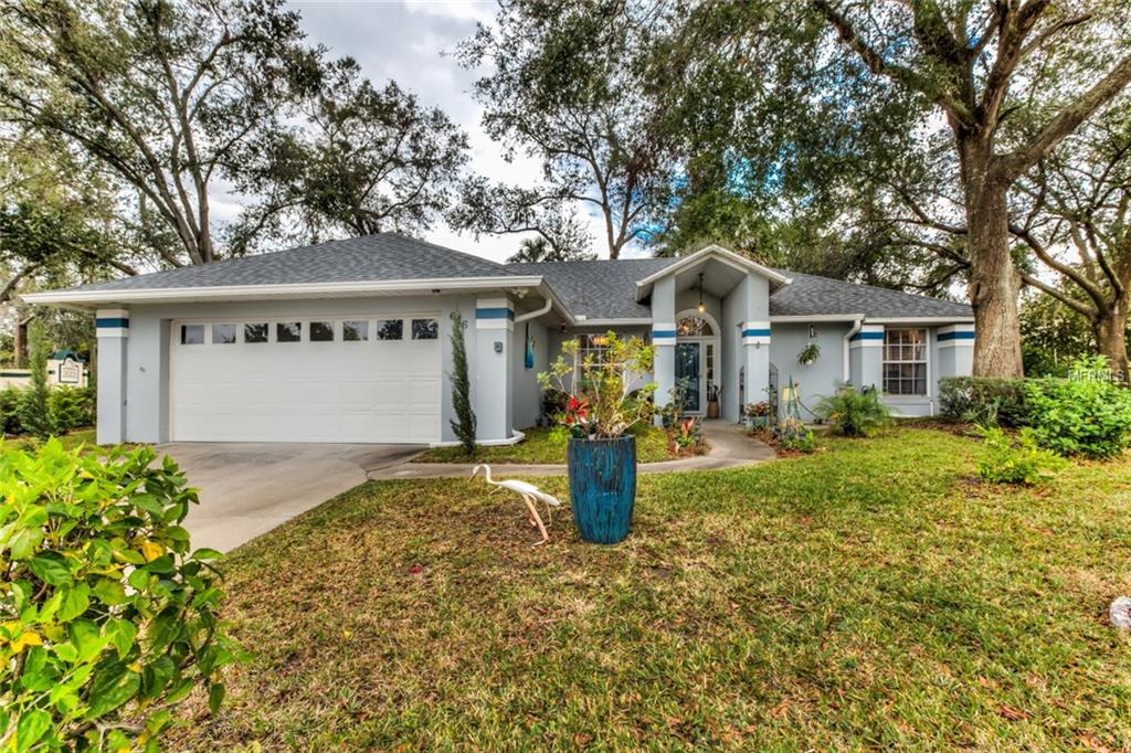 616 CHAUTAUQUA DRIVE, MOUNT DORA, Florida 32757, 2 Bedrooms Bedrooms, 6 Rooms Rooms,2 BathroomsBathrooms,Residential,For sale,CHAUTAUQUA,G4851624