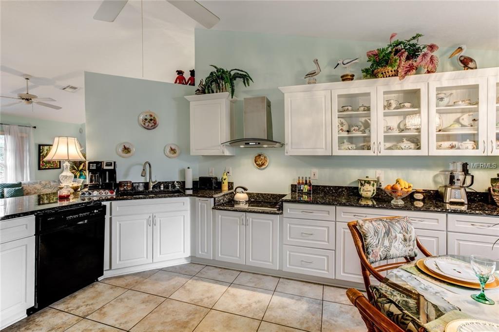 616 CHAUTAUQUA DRIVE, MOUNT DORA, Florida 32757, 2 Bedrooms Bedrooms, 6 Rooms Rooms,2 BathroomsBathrooms,Residential,For sale,CHAUTAUQUA,G4851624