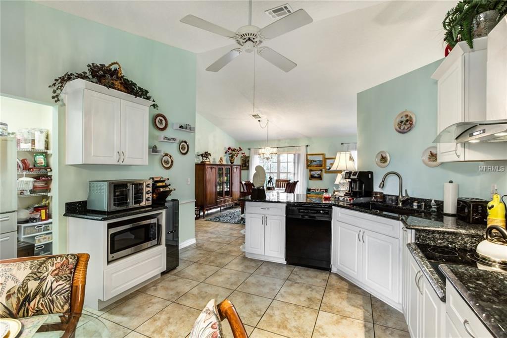 616 CHAUTAUQUA DRIVE, MOUNT DORA, Florida 32757, 2 Bedrooms Bedrooms, 6 Rooms Rooms,2 BathroomsBathrooms,Residential,For sale,CHAUTAUQUA,G4851624