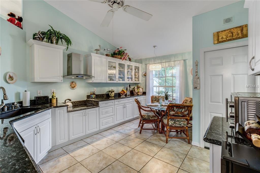 616 CHAUTAUQUA DRIVE, MOUNT DORA, Florida 32757, 2 Bedrooms Bedrooms, 6 Rooms Rooms,2 BathroomsBathrooms,Residential,For sale,CHAUTAUQUA,G4851624