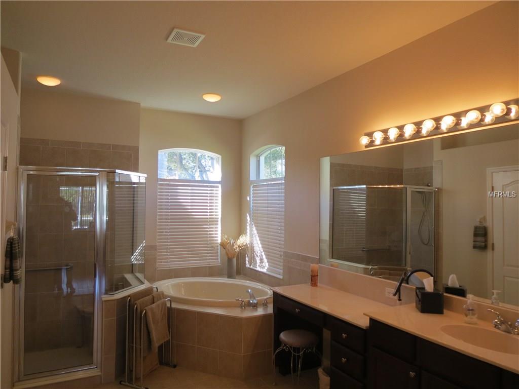 6180 PALOMINO CIRCLE, UNIVERSITY PARK, Florida 34201, 4 Bedrooms Bedrooms, 15 Rooms Rooms,3 BathroomsBathrooms,Residential,For sale,PALOMINO,A4207445