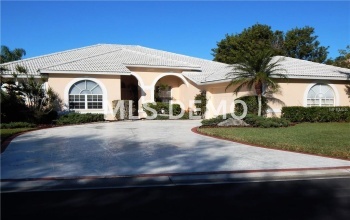 4586 CHASE OAKS DRIVE, SARASOTA, Florida 34241, 3 Bedrooms Bedrooms, 9 Rooms Rooms,2 BathroomsBathrooms,Residential,For sale,CHASE OAKS,A4207944