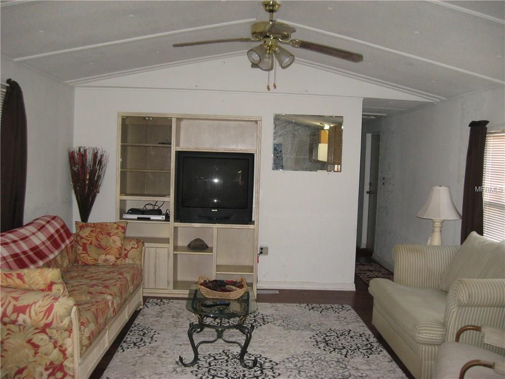 325 PINE AVENUE, POLK CITY, Florida 33868, 2 Bedrooms Bedrooms, 4 Rooms Rooms,1 BathroomBathrooms,Residential,For sale,PINE,P4718842