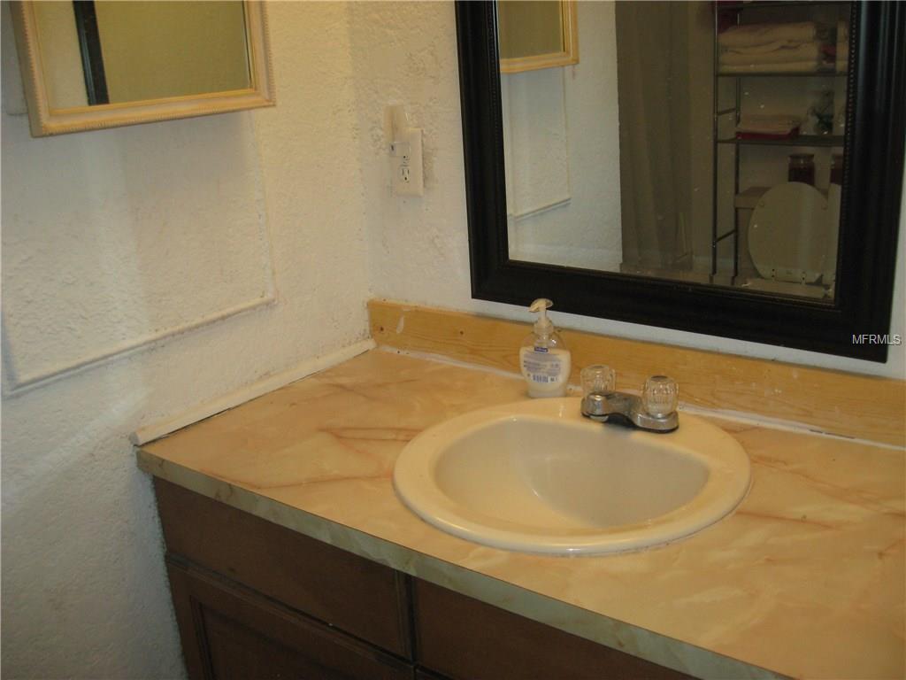 325 PINE AVENUE, POLK CITY, Florida 33868, 2 Bedrooms Bedrooms, 4 Rooms Rooms,1 BathroomBathrooms,Residential,For sale,PINE,P4718842