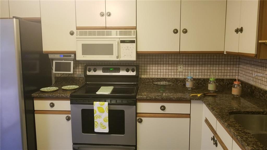 4040 CORKWOOD CT, PALM HARBOR, Florida 34684, 3 Bedrooms Bedrooms, 4 Rooms Rooms,2 BathroomsBathrooms,Residential,For sale,CORKWOOD CT,T2926823