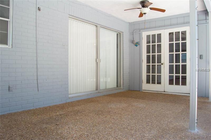 2738 WHITE SANDS DRIVE, SARASOTA, Florida 34231, 2 Bedrooms Bedrooms, 6 Rooms Rooms,2 BathroomsBathrooms,Residential,For sale,WHITE SANDS,A4209254