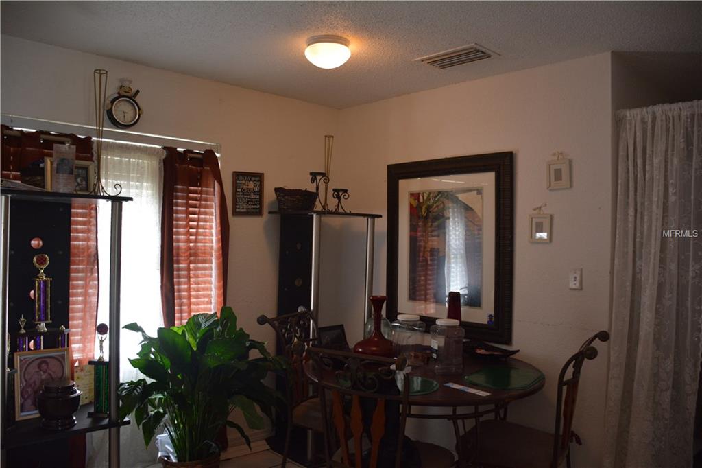 4692 BARLEY STREET, ORLANDO, Florida 32811, 4 Bedrooms Bedrooms, 8 Rooms Rooms,2 BathroomsBathrooms,Residential,For sale,BARLEY,O5561654