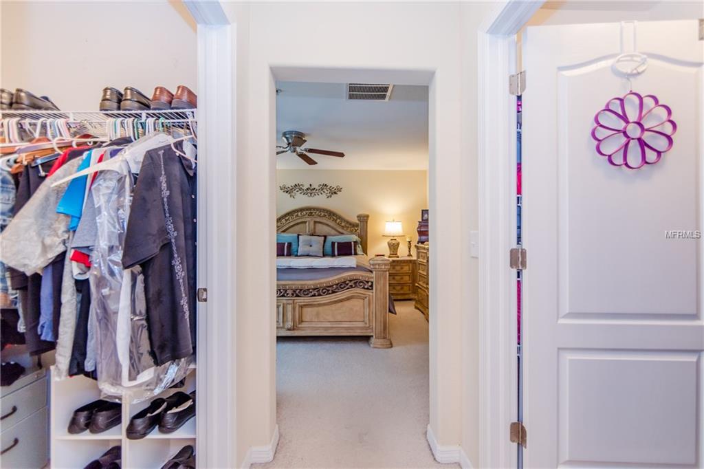 1327 PRIORY CIRCLE, WINTER GARDEN, Florida 34787, 3 Bedrooms Bedrooms, 5 Rooms Rooms,2 BathroomsBathrooms,Residential,For sale,PRIORY,O5561745