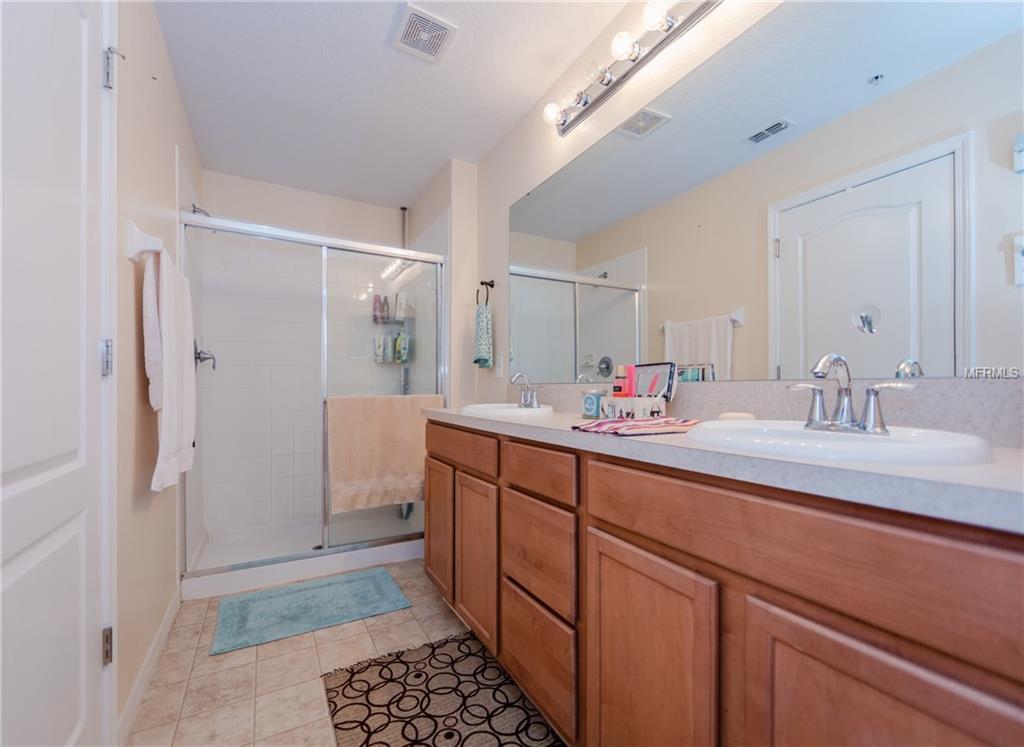 1327 PRIORY CIRCLE, WINTER GARDEN, Florida 34787, 3 Bedrooms Bedrooms, 5 Rooms Rooms,2 BathroomsBathrooms,Residential,For sale,PRIORY,O5561745