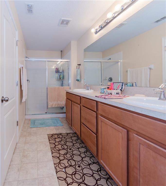 1327 PRIORY CIRCLE, WINTER GARDEN, Florida 34787, 3 Bedrooms Bedrooms, 5 Rooms Rooms,2 BathroomsBathrooms,Residential,For sale,PRIORY,O5561745