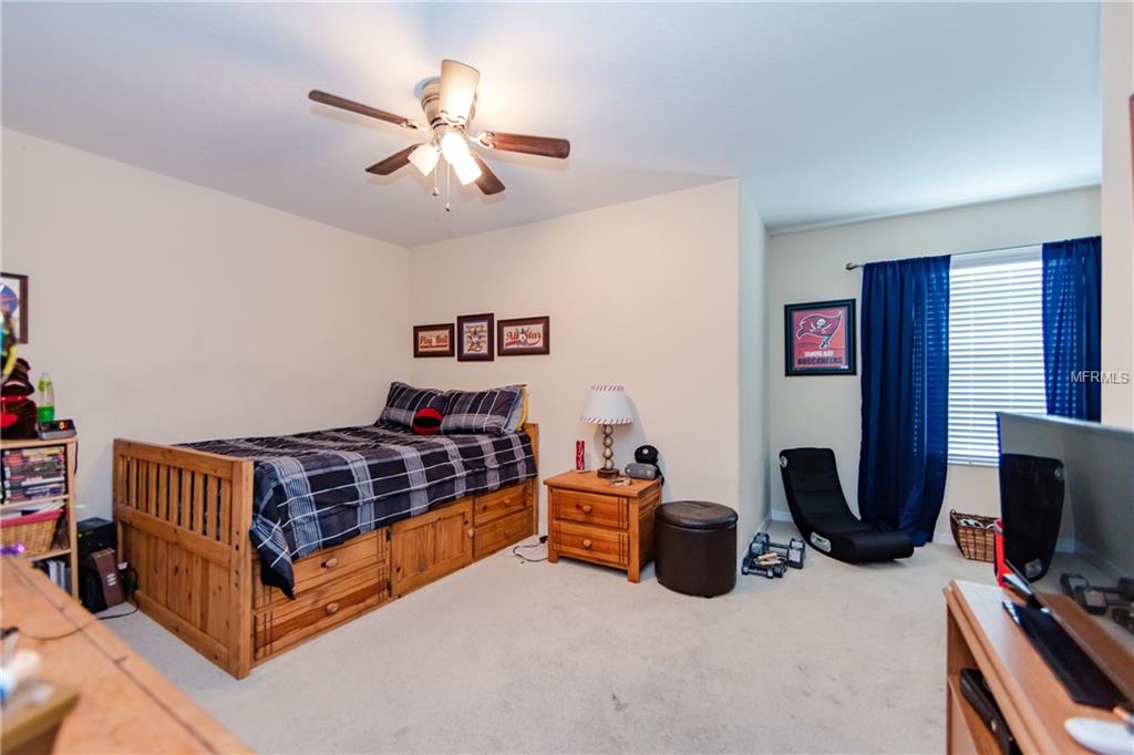 1327 PRIORY CIRCLE, WINTER GARDEN, Florida 34787, 3 Bedrooms Bedrooms, 5 Rooms Rooms,2 BathroomsBathrooms,Residential,For sale,PRIORY,O5561745