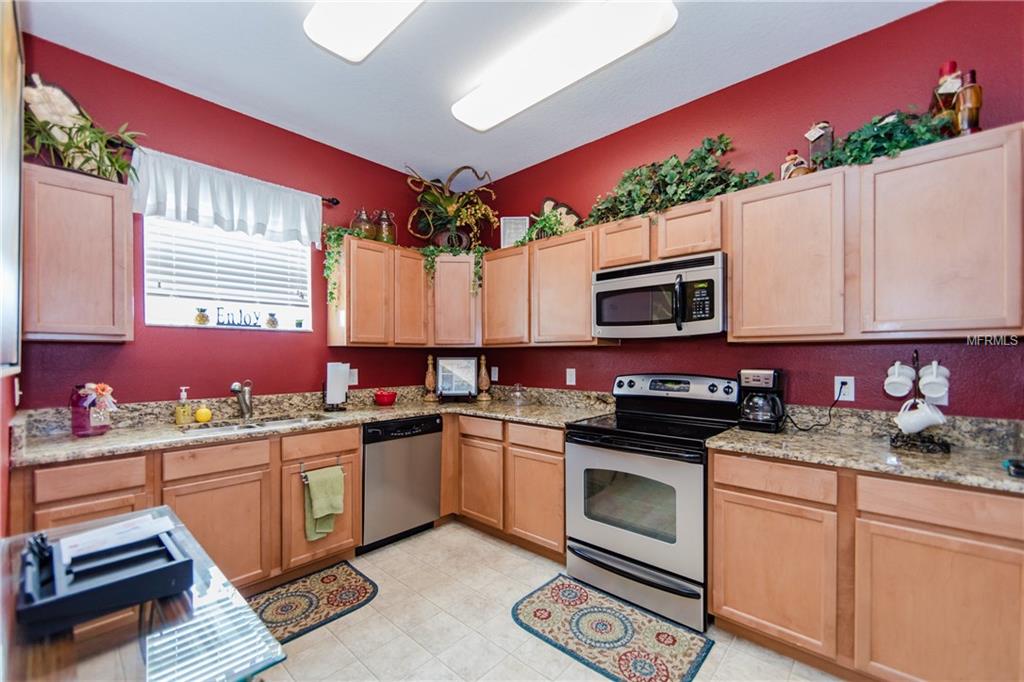 1327 PRIORY CIRCLE, WINTER GARDEN, Florida 34787, 3 Bedrooms Bedrooms, 5 Rooms Rooms,2 BathroomsBathrooms,Residential,For sale,PRIORY,O5561745