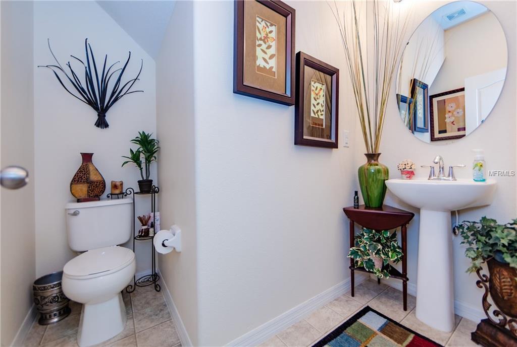 1327 PRIORY CIRCLE, WINTER GARDEN, Florida 34787, 3 Bedrooms Bedrooms, 5 Rooms Rooms,2 BathroomsBathrooms,Residential,For sale,PRIORY,O5561745