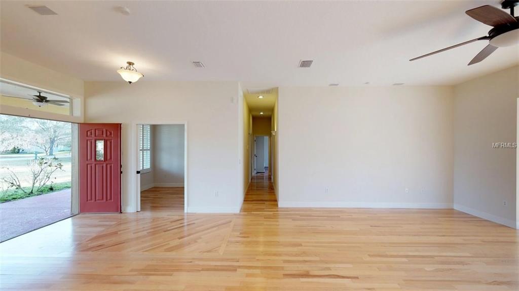 7237 CASTLE DRIVE, SARASOTA, Florida 34240, 3 Bedrooms Bedrooms, 7 Rooms Rooms,2 BathroomsBathrooms,Residential,For sale,CASTLE,A4210128