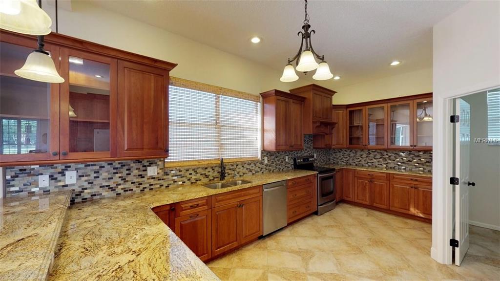 7237 CASTLE DRIVE, SARASOTA, Florida 34240, 3 Bedrooms Bedrooms, 7 Rooms Rooms,2 BathroomsBathrooms,Residential,For sale,CASTLE,A4210128