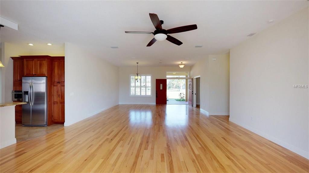 7237 CASTLE DRIVE, SARASOTA, Florida 34240, 3 Bedrooms Bedrooms, 7 Rooms Rooms,2 BathroomsBathrooms,Residential,For sale,CASTLE,A4210128