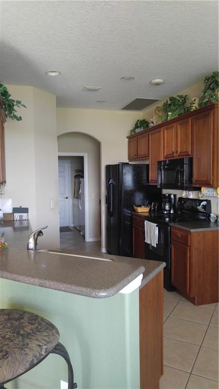 3624 BAYSHORE CIRCLE, TAVARES, Florida 32778, 3 Bedrooms Bedrooms, 8 Rooms Rooms,2 BathroomsBathrooms,Residential,For sale,BAYSHORE,G4849273